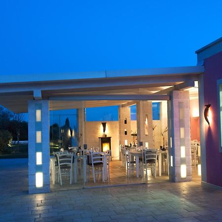 Agriturismo Masseria Calongo Чистернино Екстериор снимка