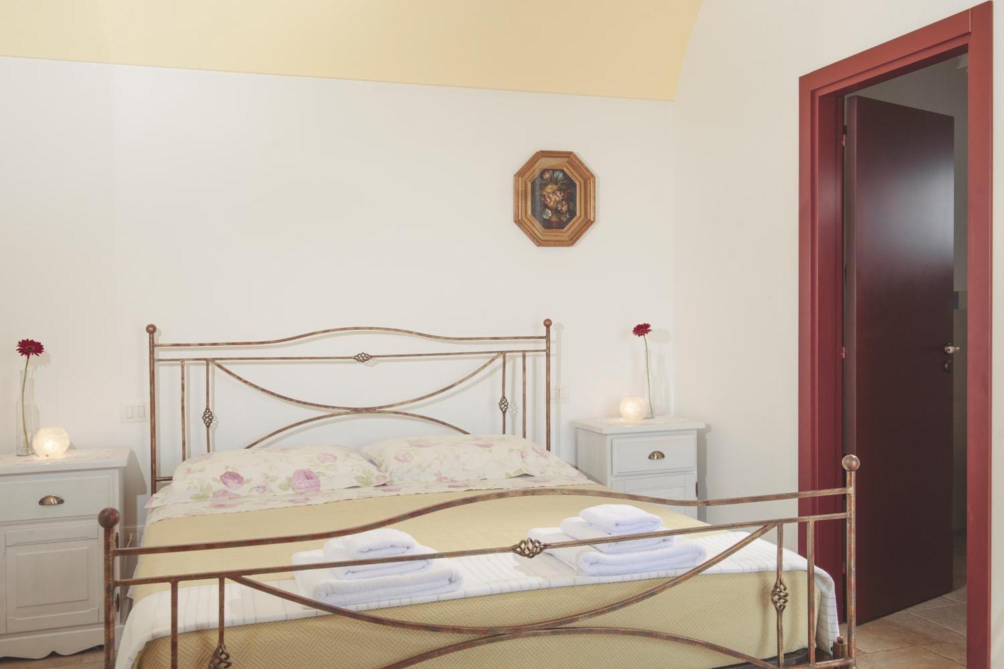 Agriturismo Masseria Calongo Чистернино Екстериор снимка