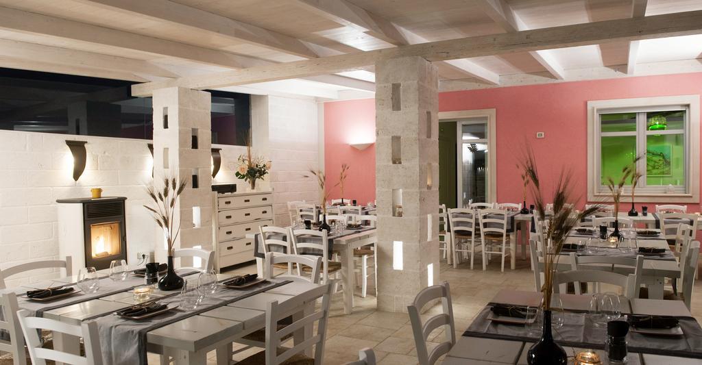 Agriturismo Masseria Calongo Чистернино Екстериор снимка
