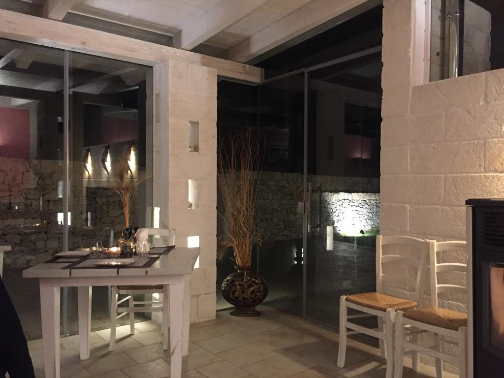 Agriturismo Masseria Calongo Чистернино Екстериор снимка