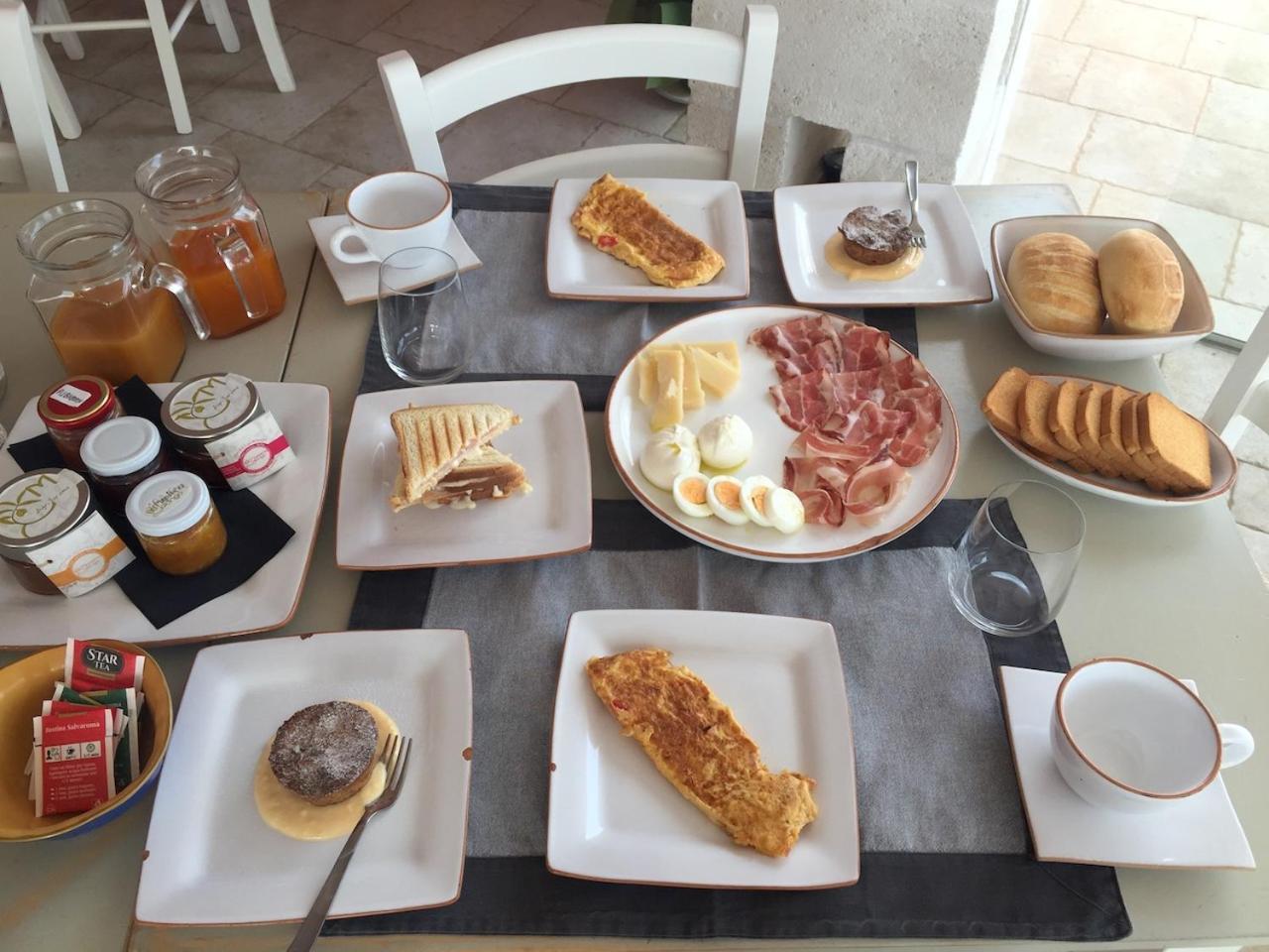 Agriturismo Masseria Calongo Чистернино Екстериор снимка